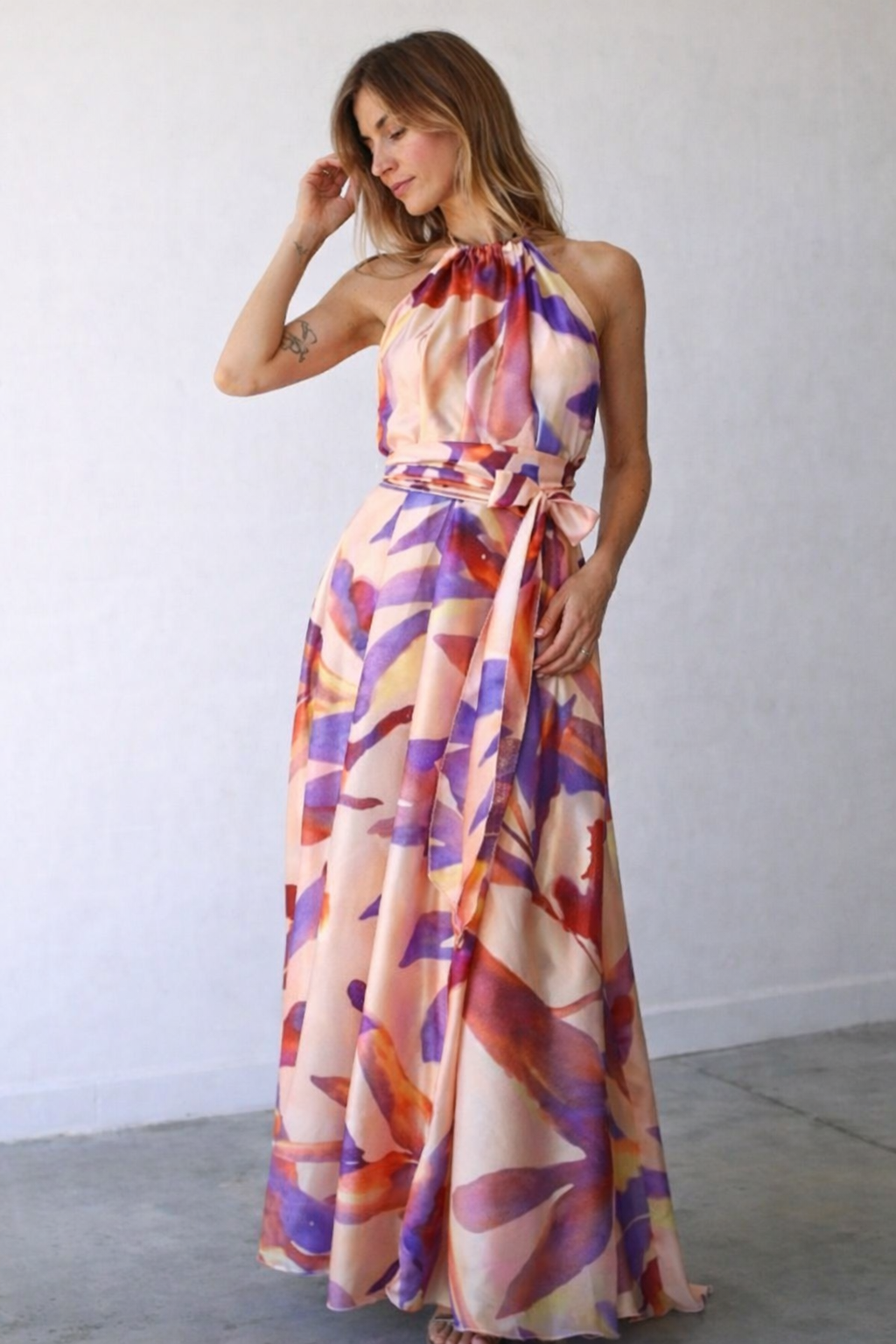 P6156 ABITO LUNGO AMERICANA CON CATENA FANTASIA FOGLIE VIOLA