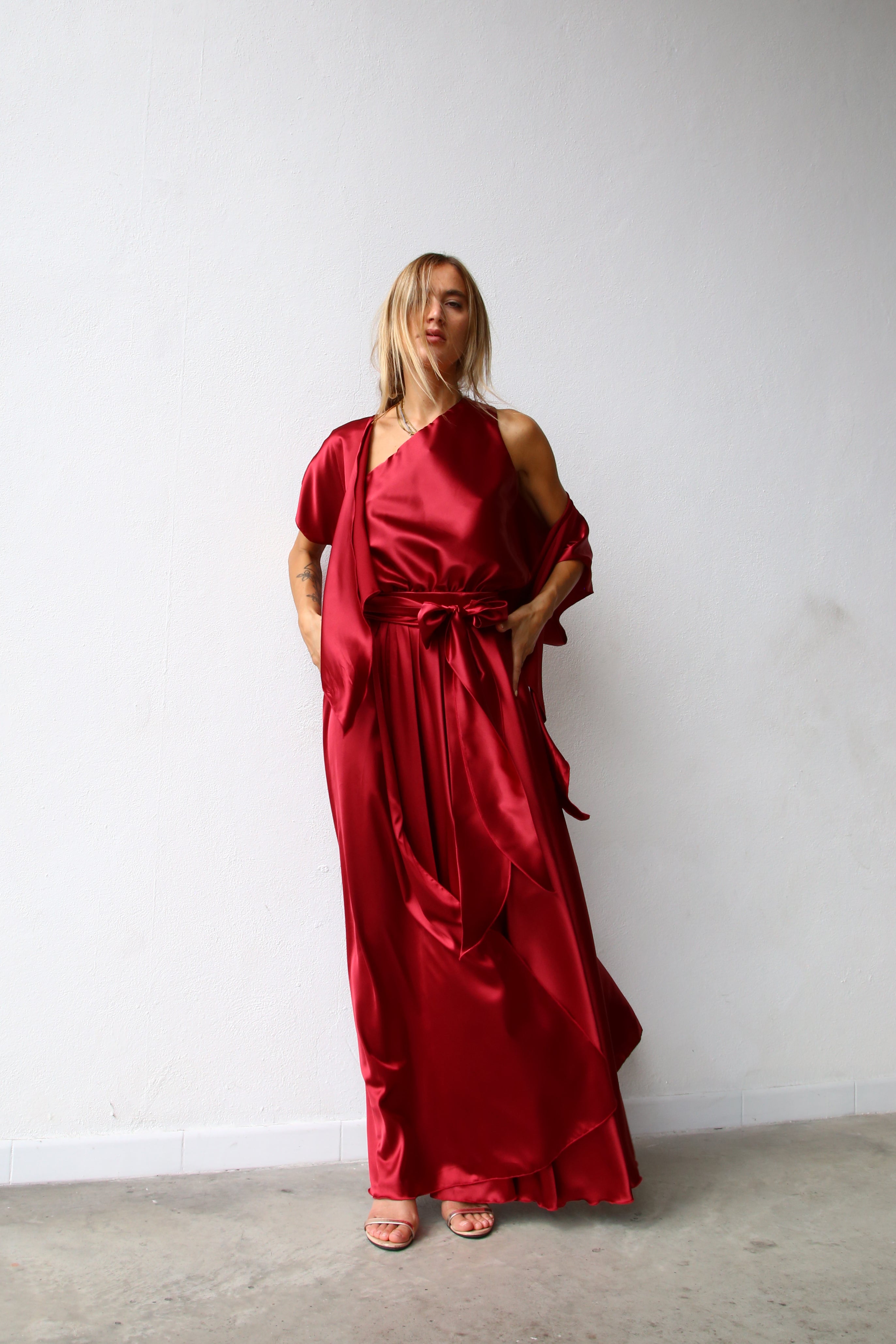 P3098 COPRISPALLE KIMONO CON FIOCCO BORDEAUX