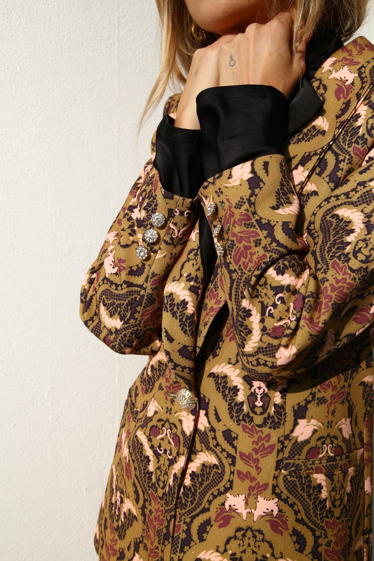 A6092 GIACCA COLLO SCIALLE ARAZZO