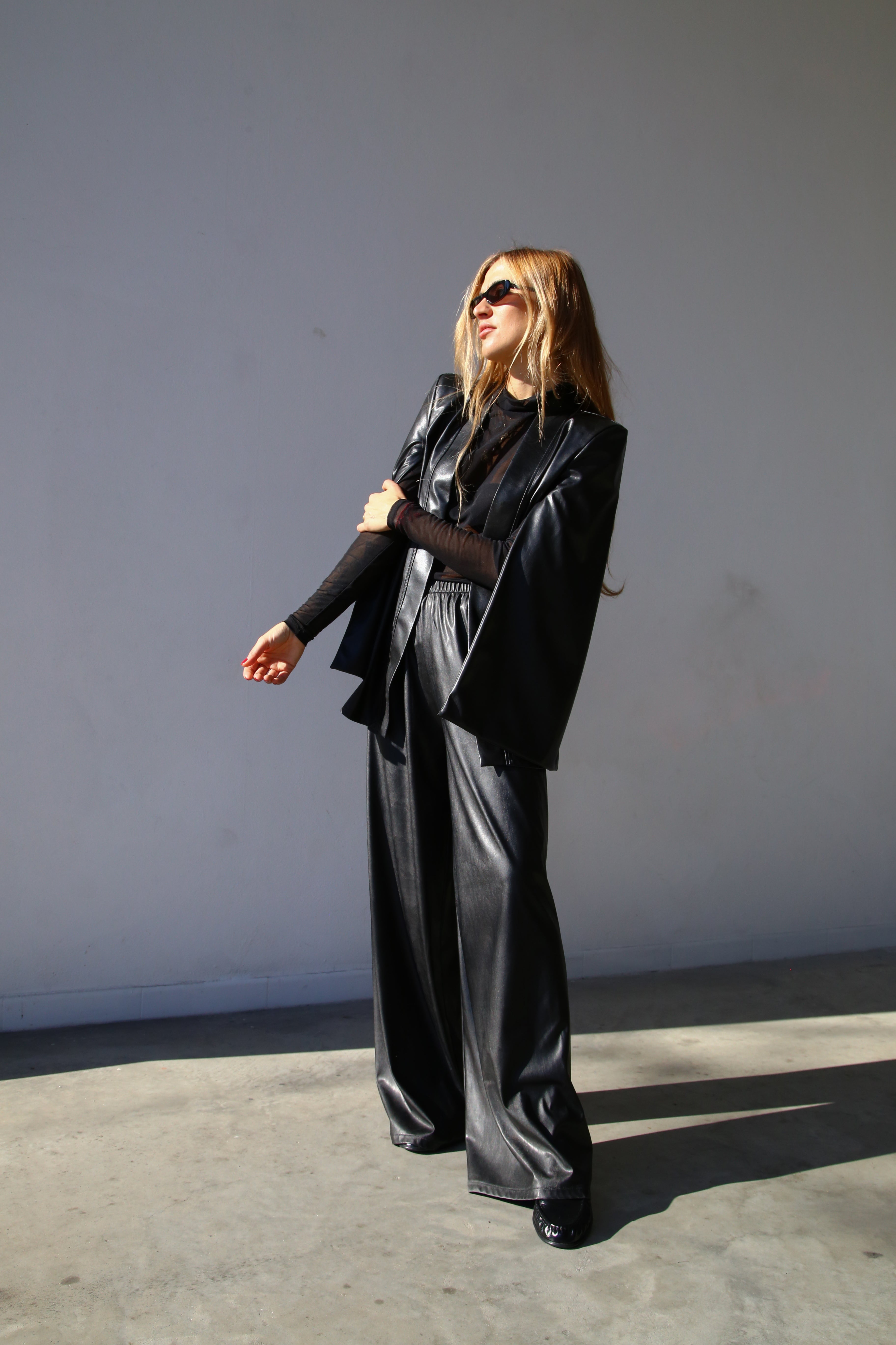 GIACCA LUNGA CUT OUT ECOPELLE NERO