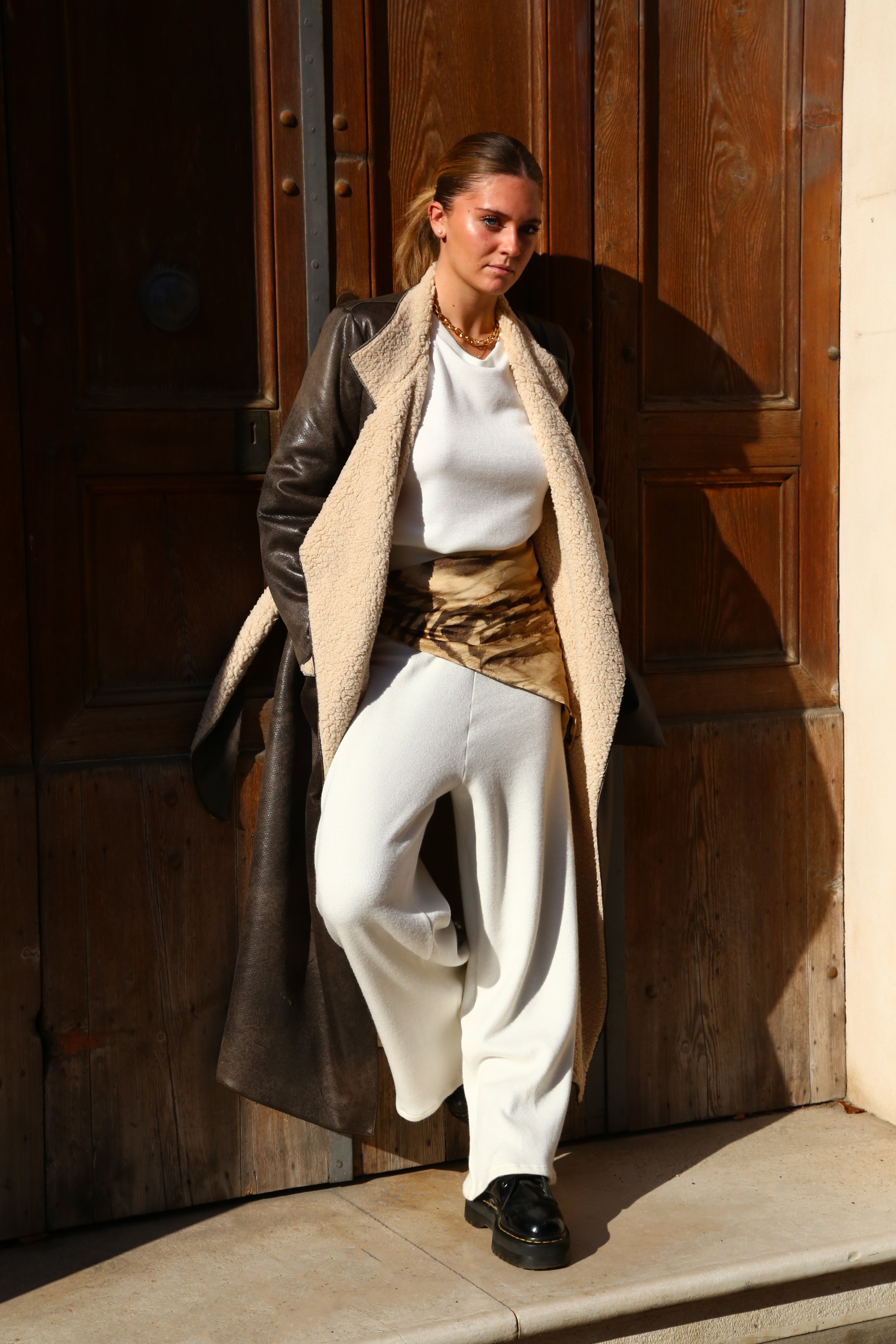 P3052 PANTALONI SCAMPANATI LANA PANNA