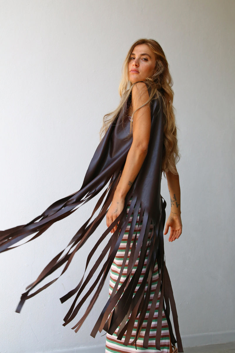 GILET CON FRANGE ECOPELLE MARRONE