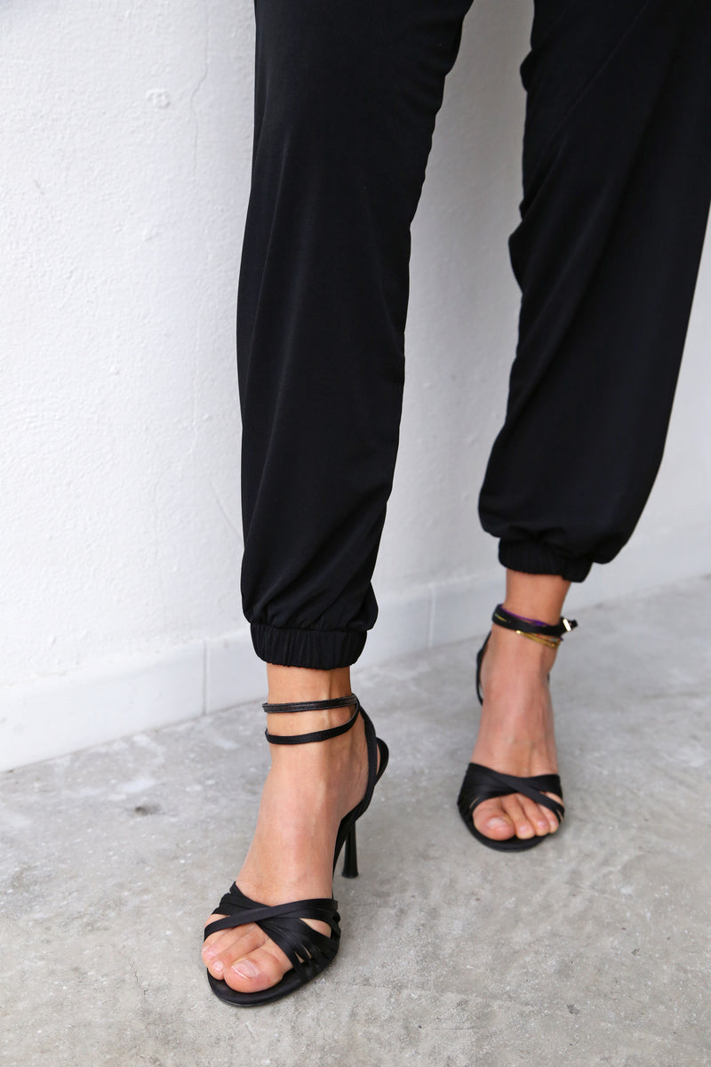 A4059 TROUSERS WITH ELASTICATED WAIST AND CUFFS