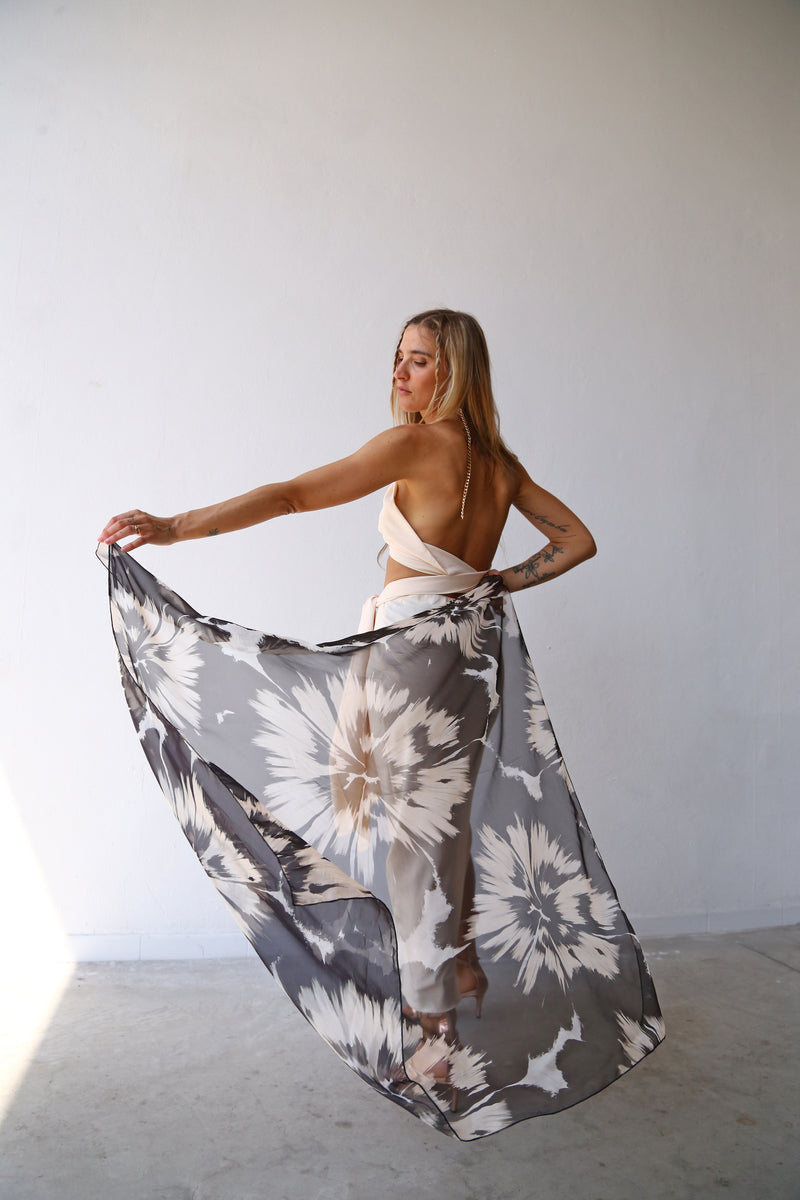E2182 FOULARD VOILLE BIANCO E NERO
