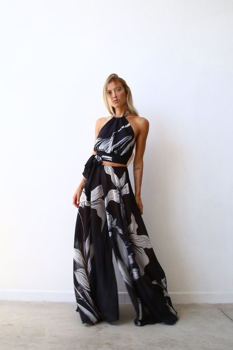 P4006 TOP AMERICANA CON FUSCIACCA E LACCETTO BLACK FLOWER