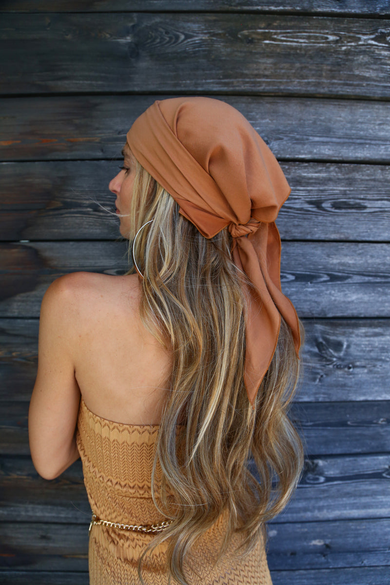 E2182 FOULARD VISCOSA CARAMELLO