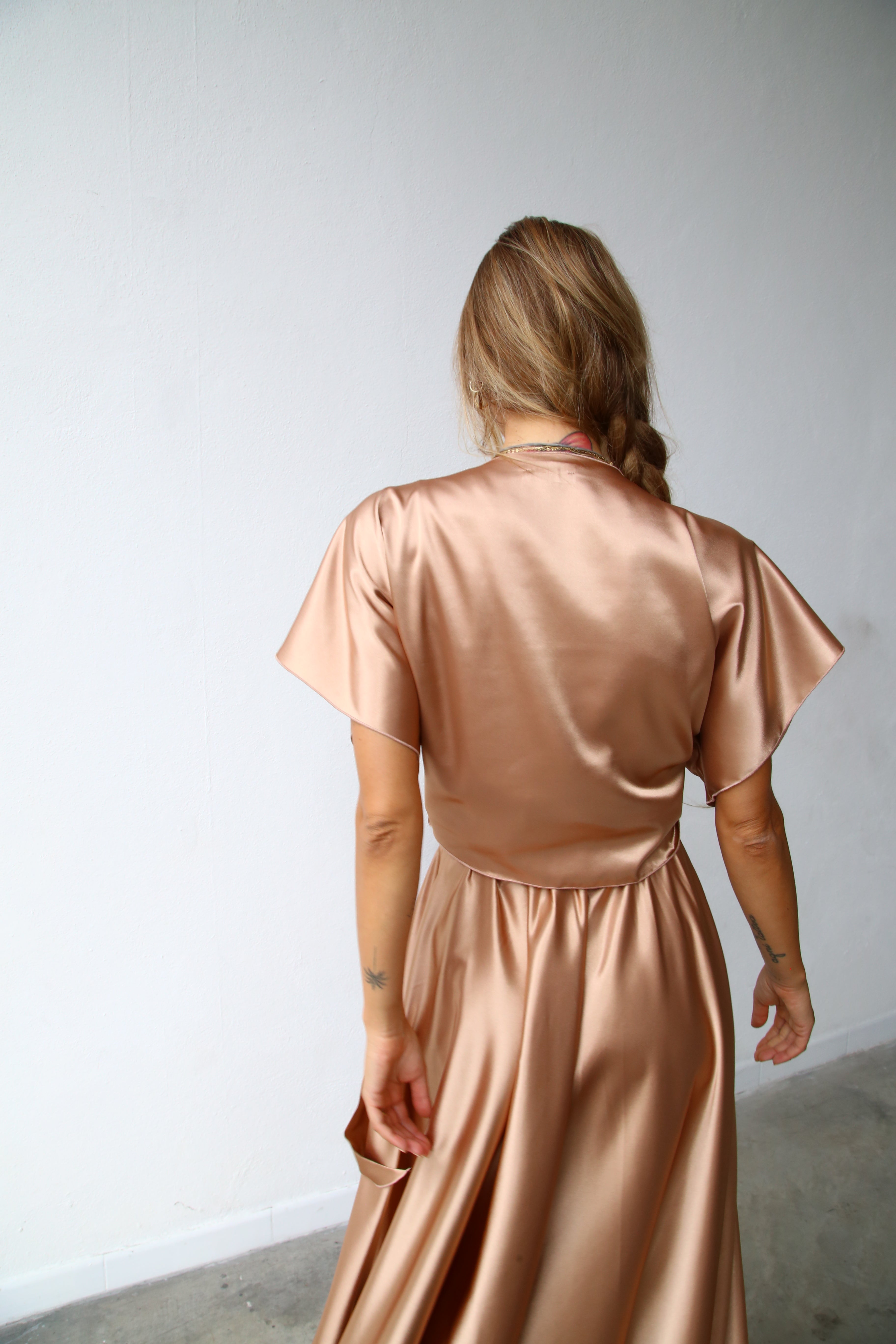 P3098 COPRISPALLE KIMONO CON FIOCCO ORO SCURO