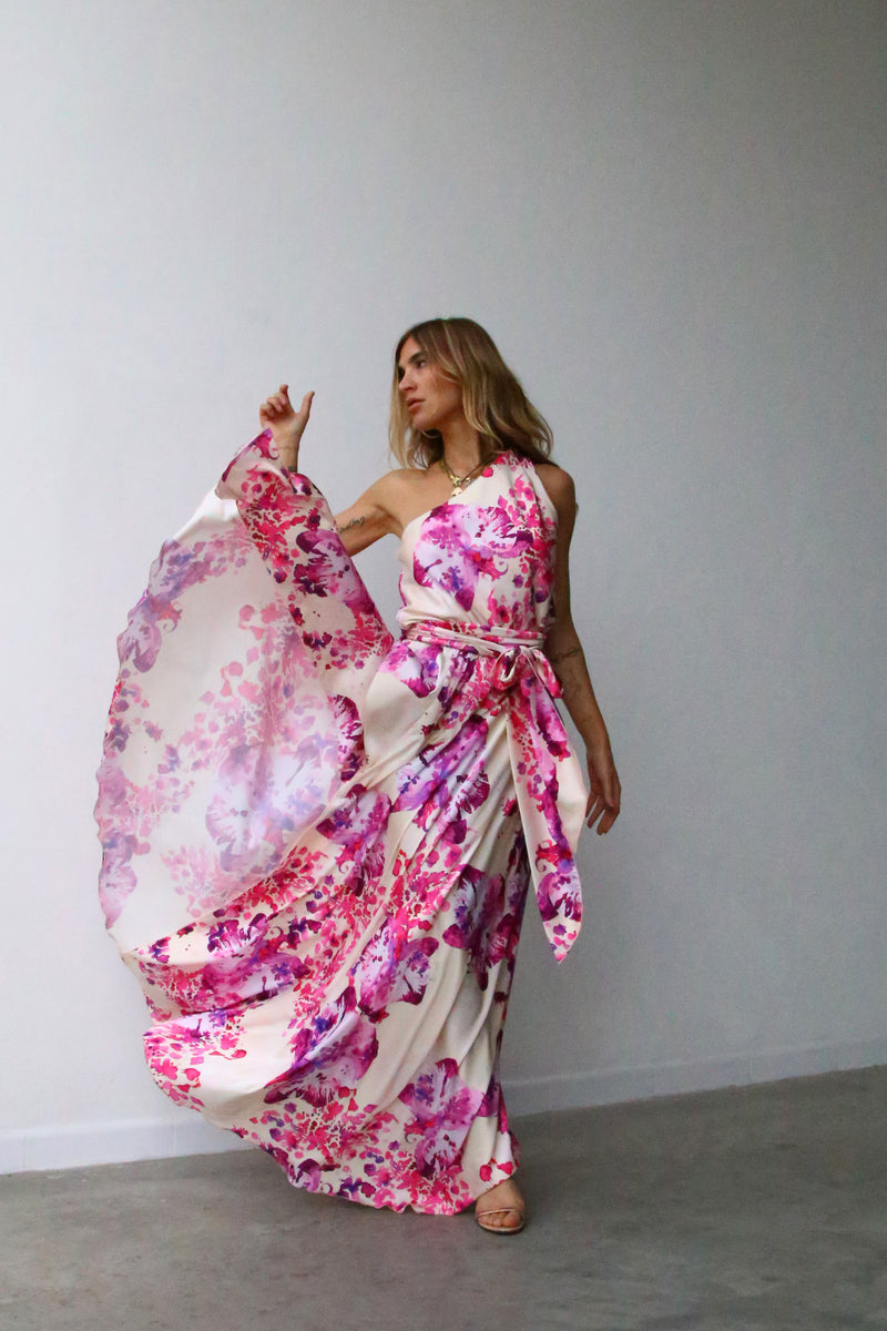 P3160 ABITO LUNGO MONOSPALLA CON CINTURA ORCHIDEE FUCSIA