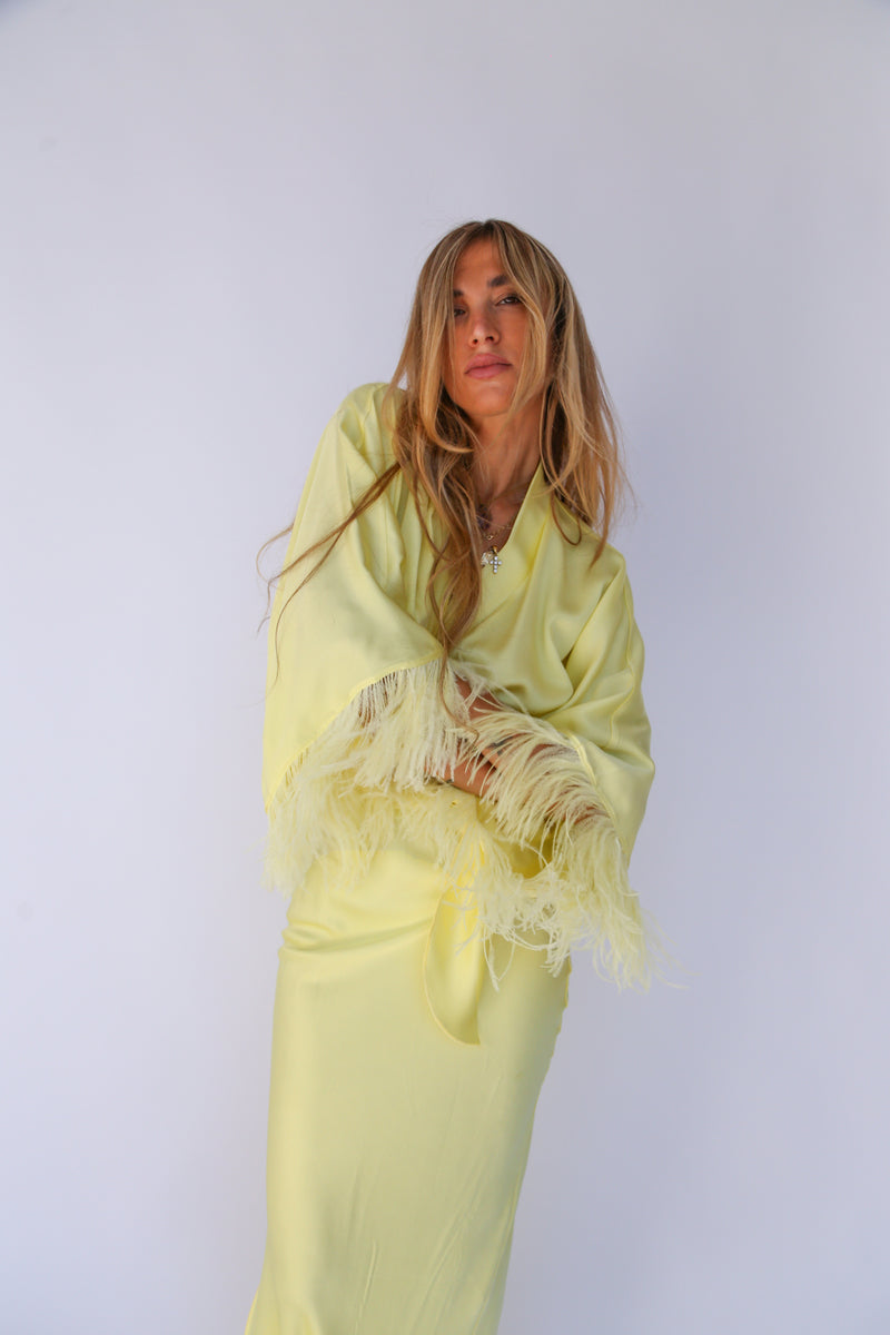 Kimono shirt with sash and viscose feathers yellow