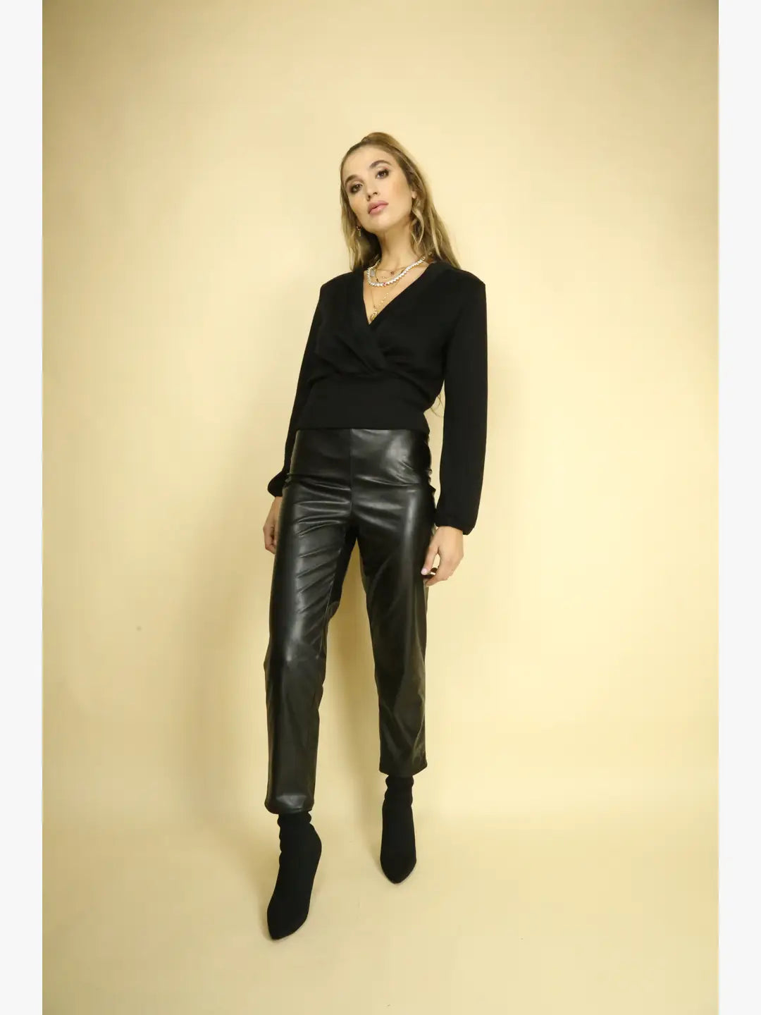 A6049  PANTALONI DONNA A SIGARETTA ECOPELLE