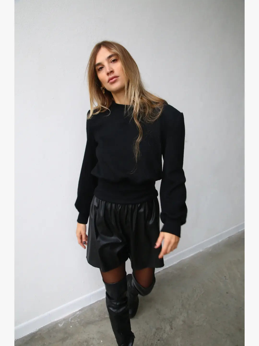 A4043 SHORT  ECOPELLE NERO