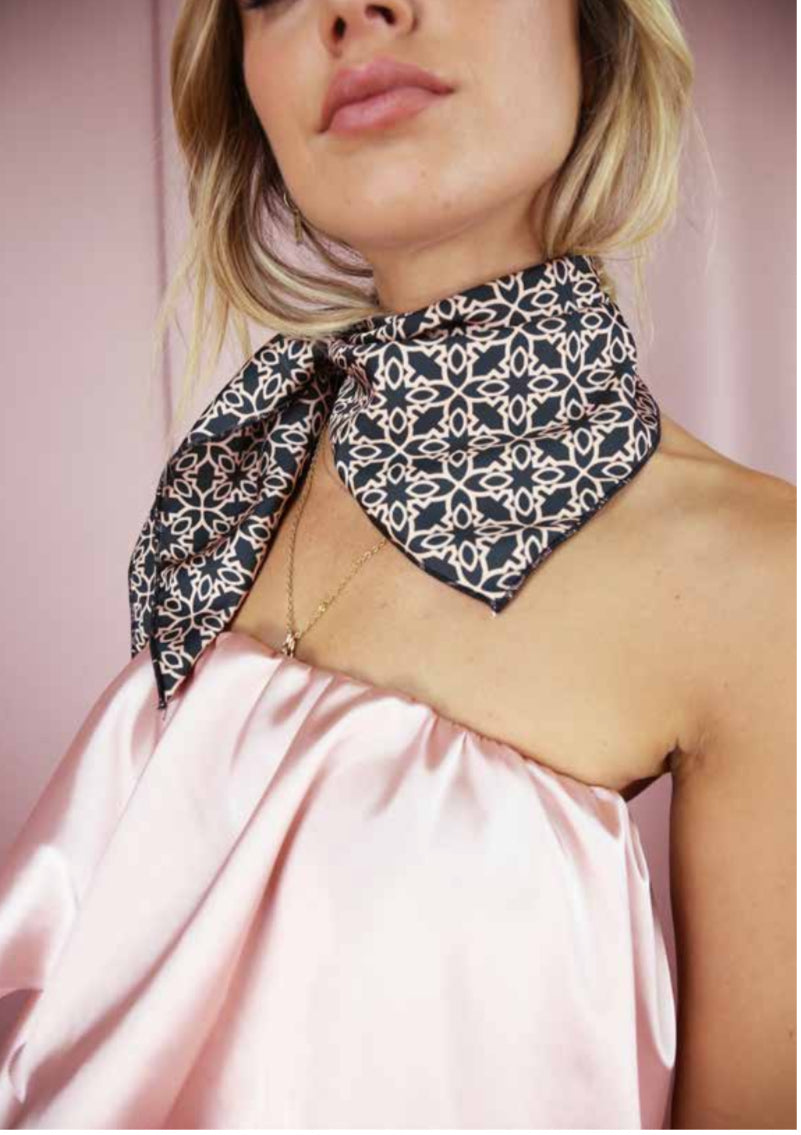 Bandana da Collo Moqette – Edizione Unica & Sostenibile