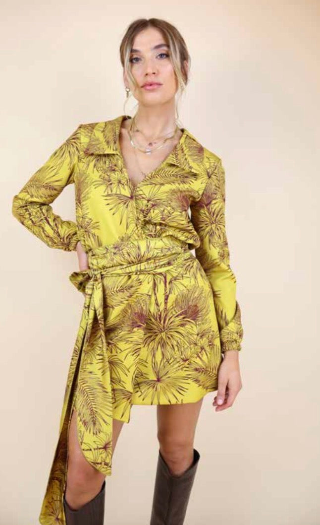 ABITO CREPE CON COLLETTO SENAPE  PALME BORDEAUX