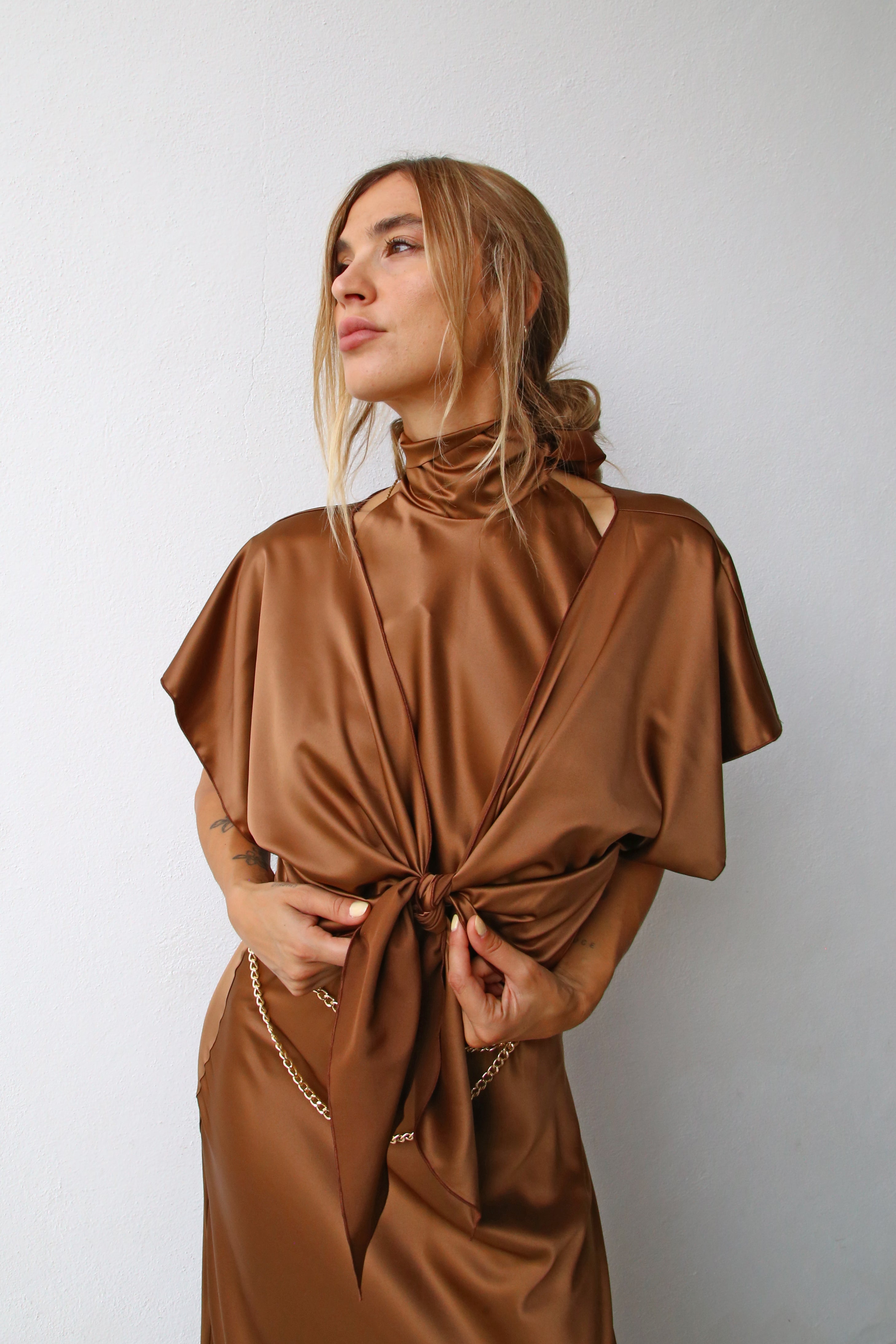 P3098 COPRISPALLE KIMONO CON FIOCCO  TABACCO