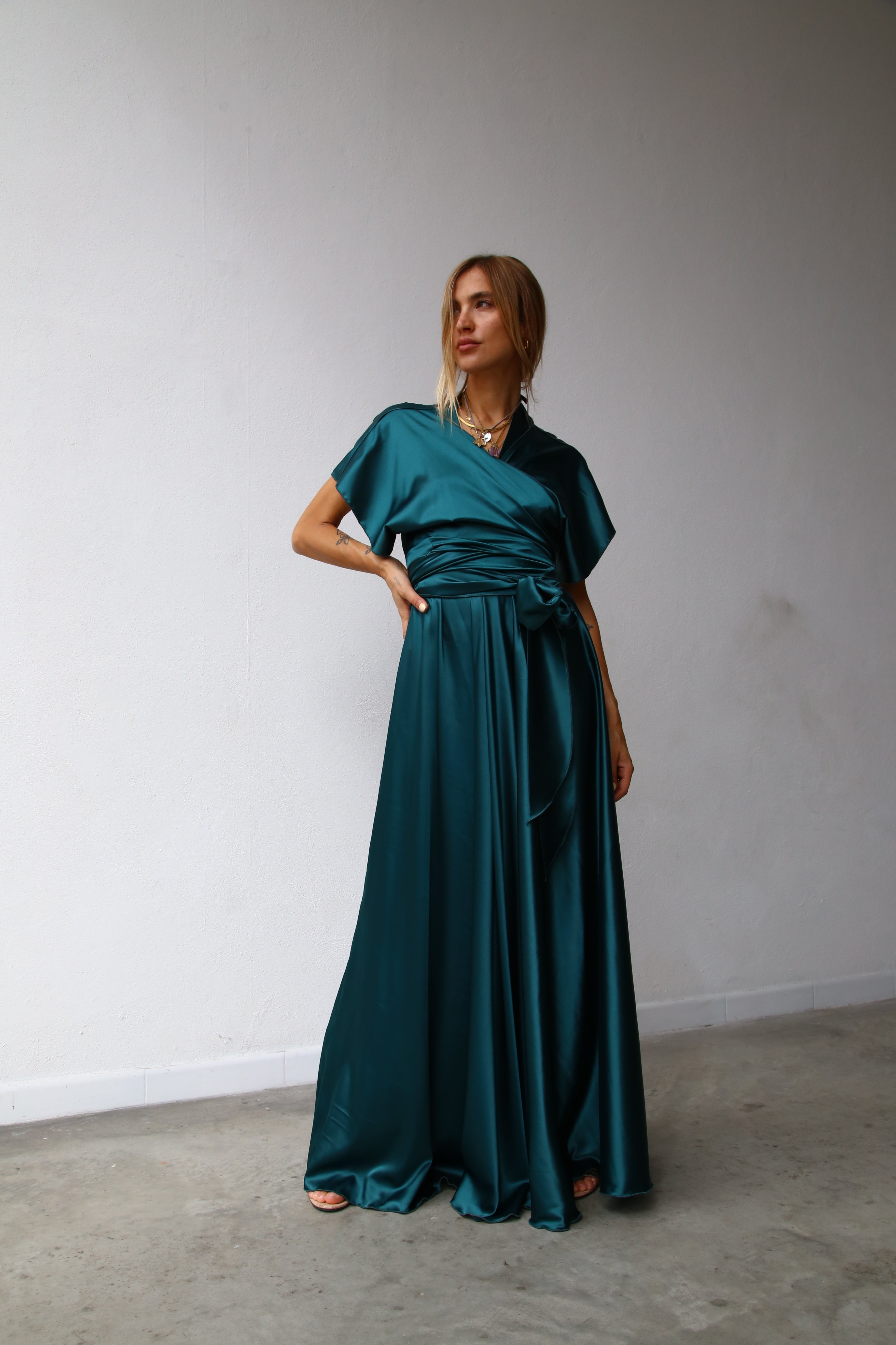 P3098 COPRISPALLE KIMONO CON FIOCCO BOTTIGLIA VERDE