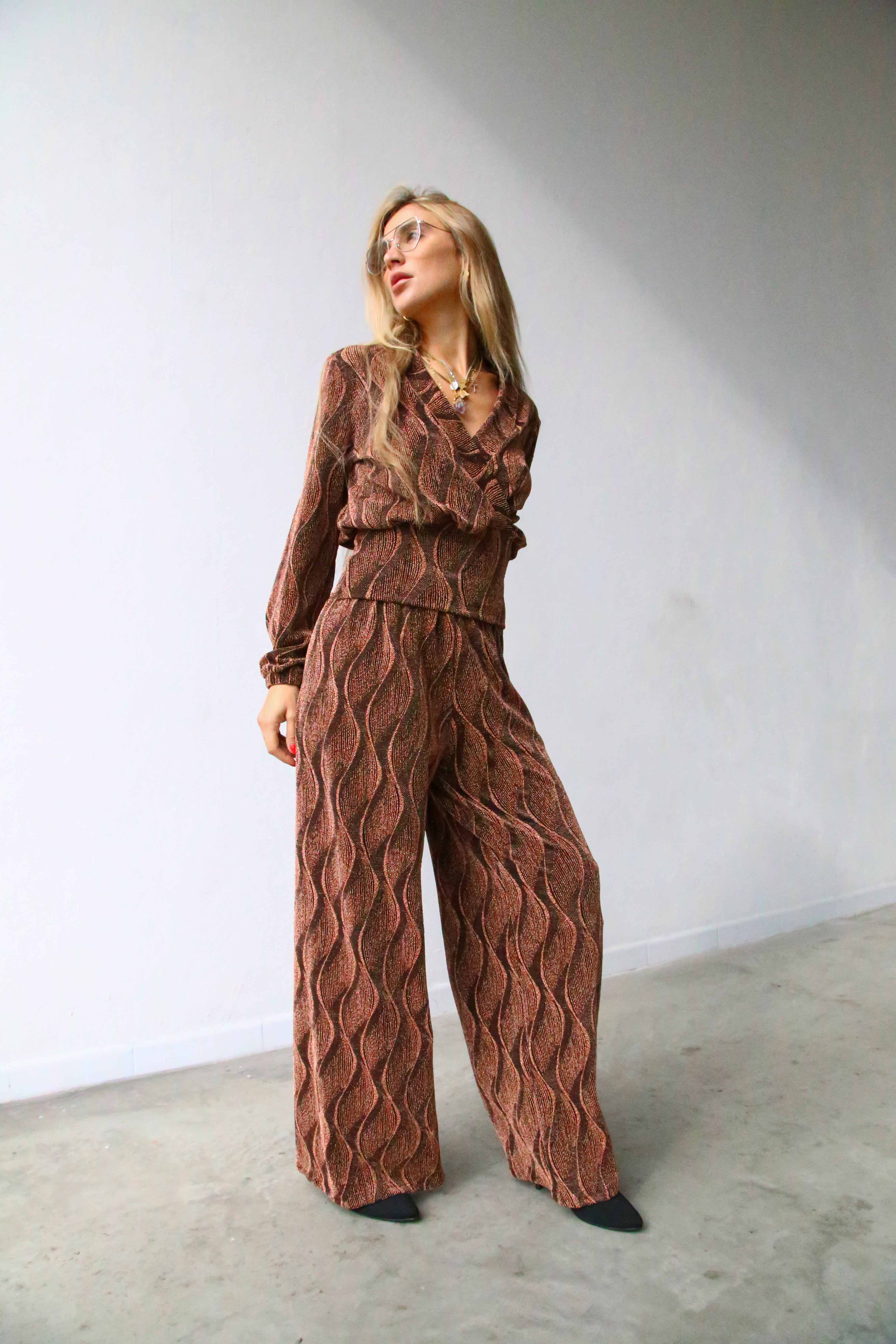 A3052 PANTALONE SCAMPANATO LUREX RUGGINE