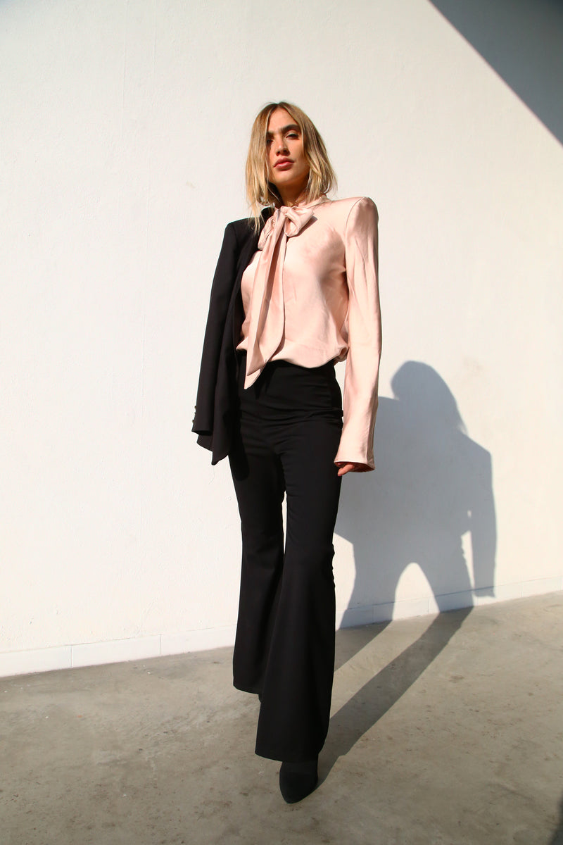 A6055 PANTALONI A ZAMPA CON ZIP NERO