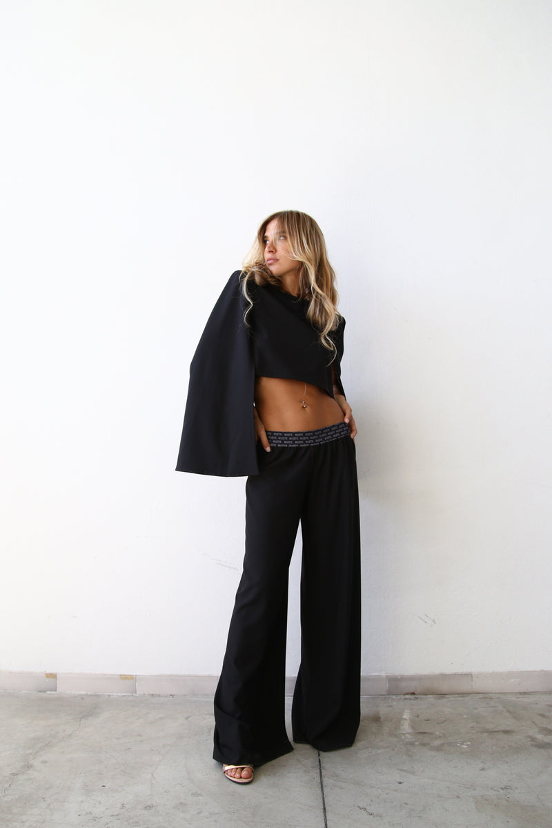 Maglia manica lunga cut out nero