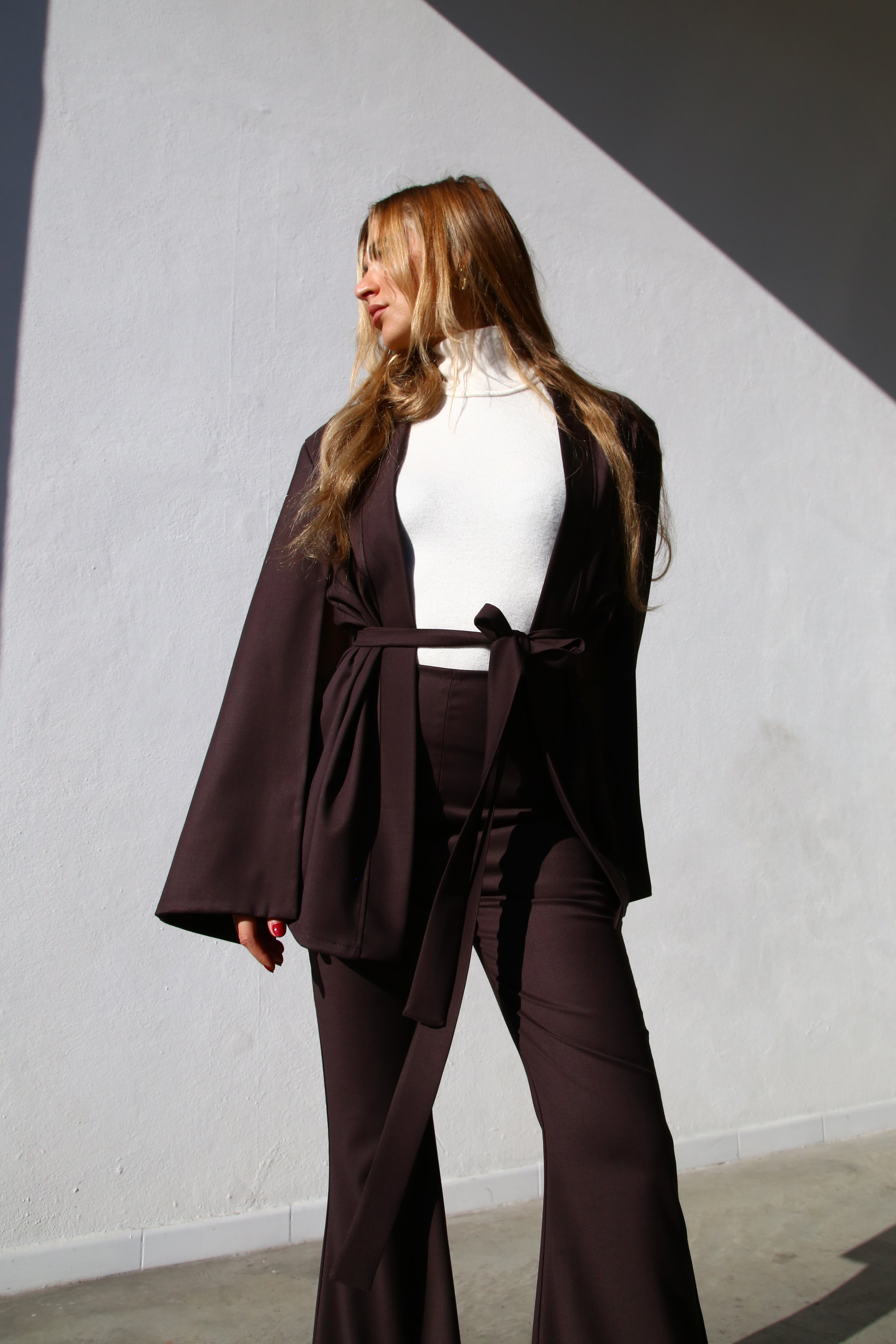 GIACCA LUNGA CUT OUT GABARDINA MARRONE