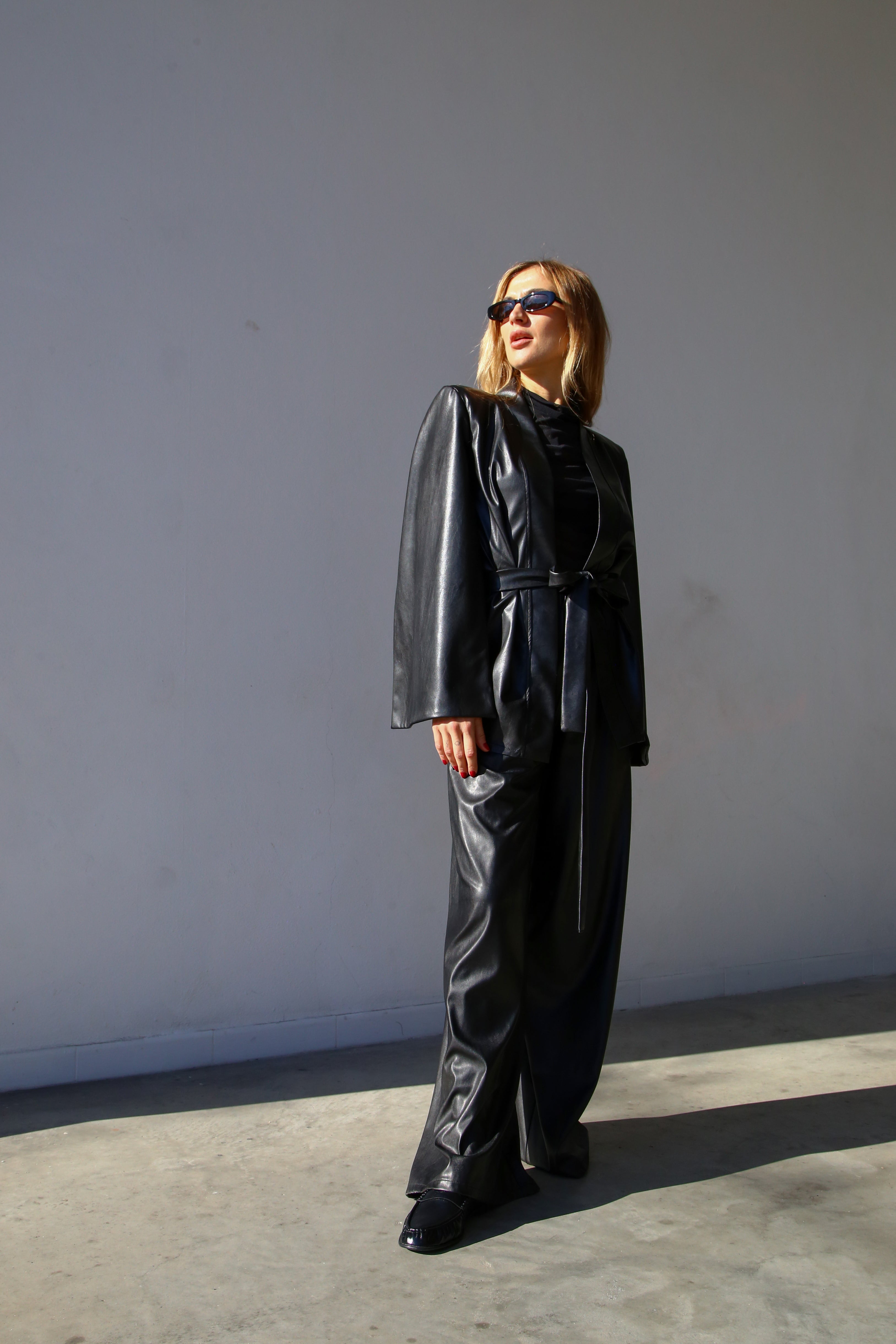 GIACCA LUNGA CUT OUT ECOPELLE NERO