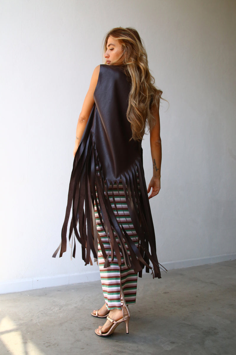 GILET CON FRANGE ECOPELLE MARRONE