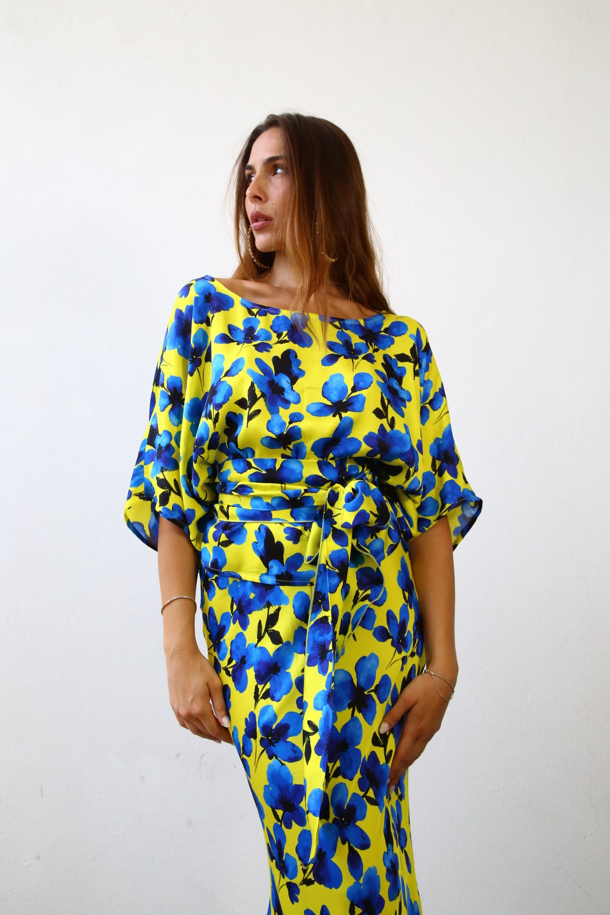 E2021 CAMICIA SCATOLETTA F1 VISCOSA FIORI GIALLO BLU