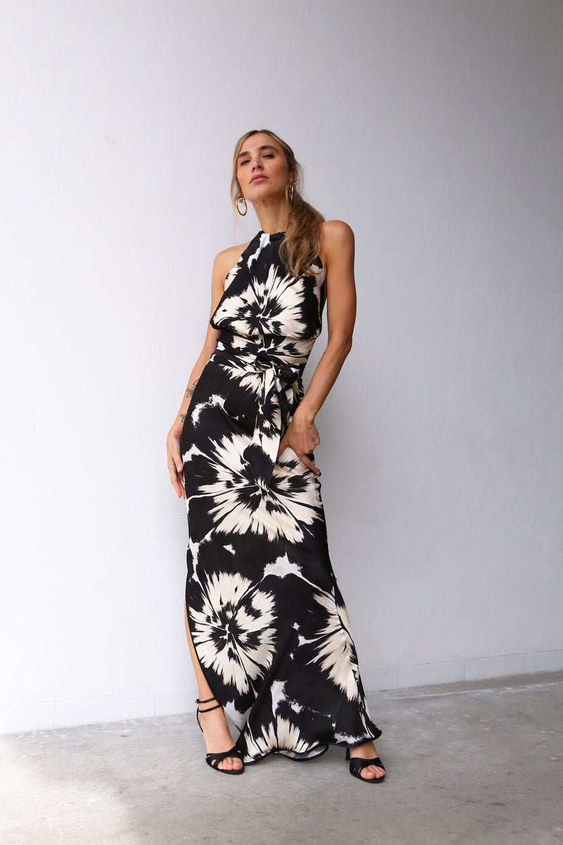 F4064 LONG COLUMN SKIRT WITH SLIT F1 VISCOSE FLORAL BLACK WHITE
