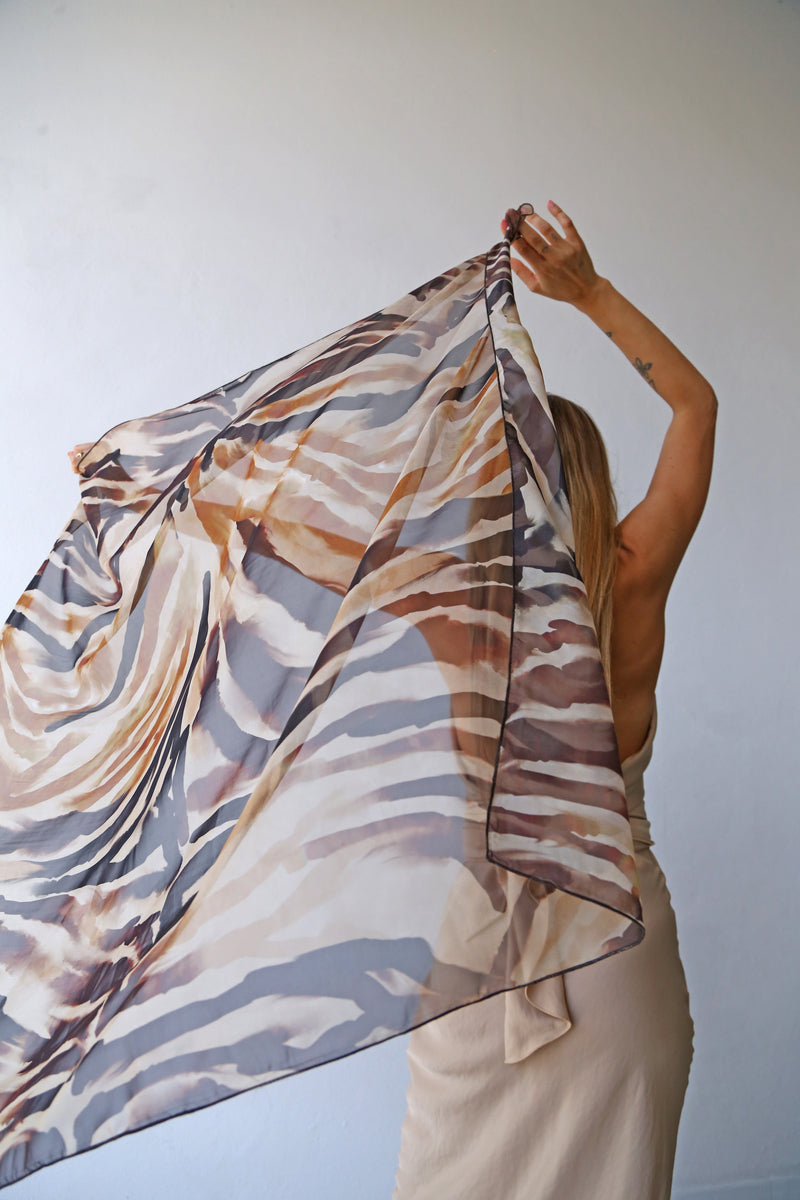 E2182 FOULARD VOILLE ZEBRATO MARRONE