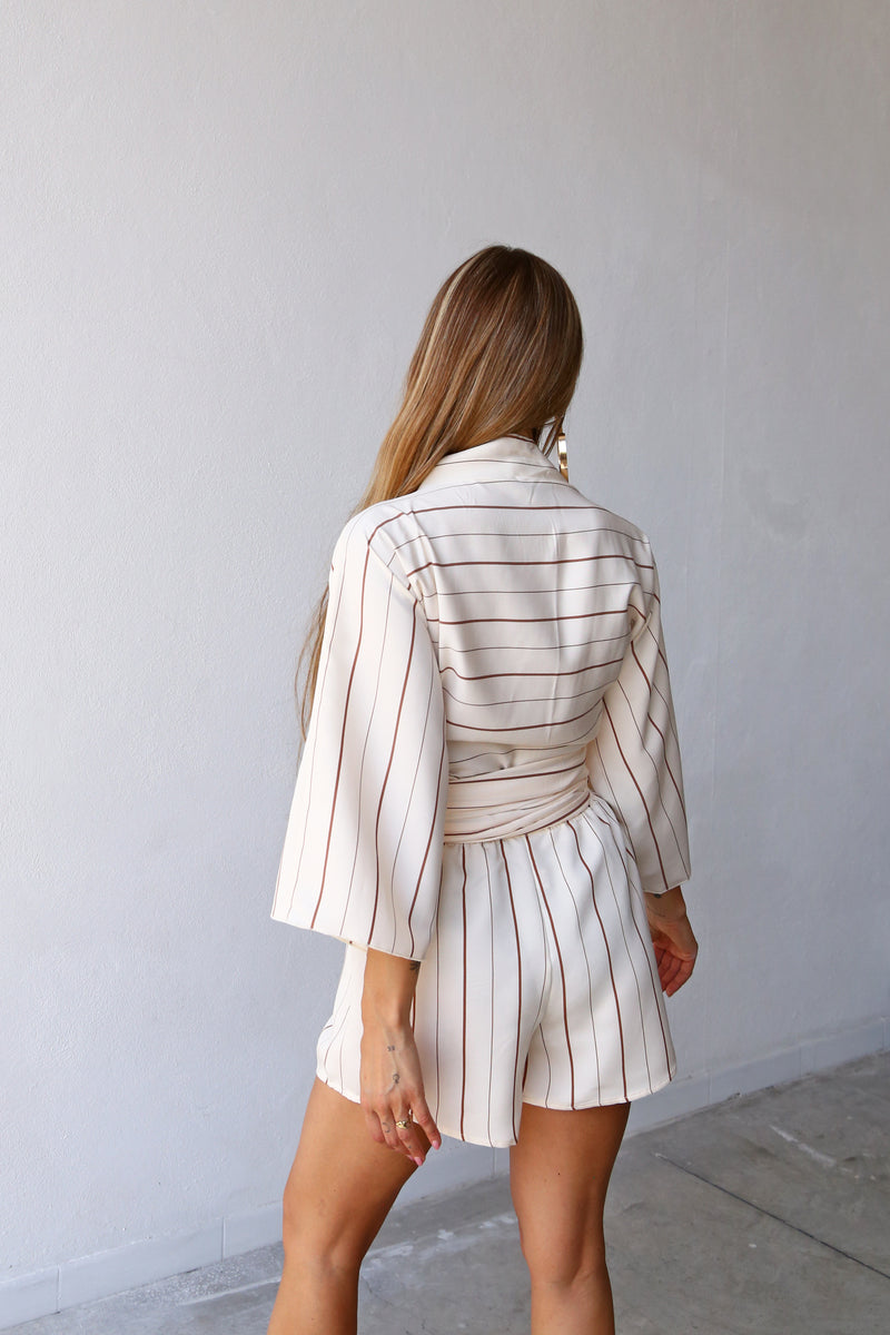 P4032 CAMICIA MANICA A KIMONO CON FUSCIACCA VISCOSA GESSATO PANNA E MARRONE