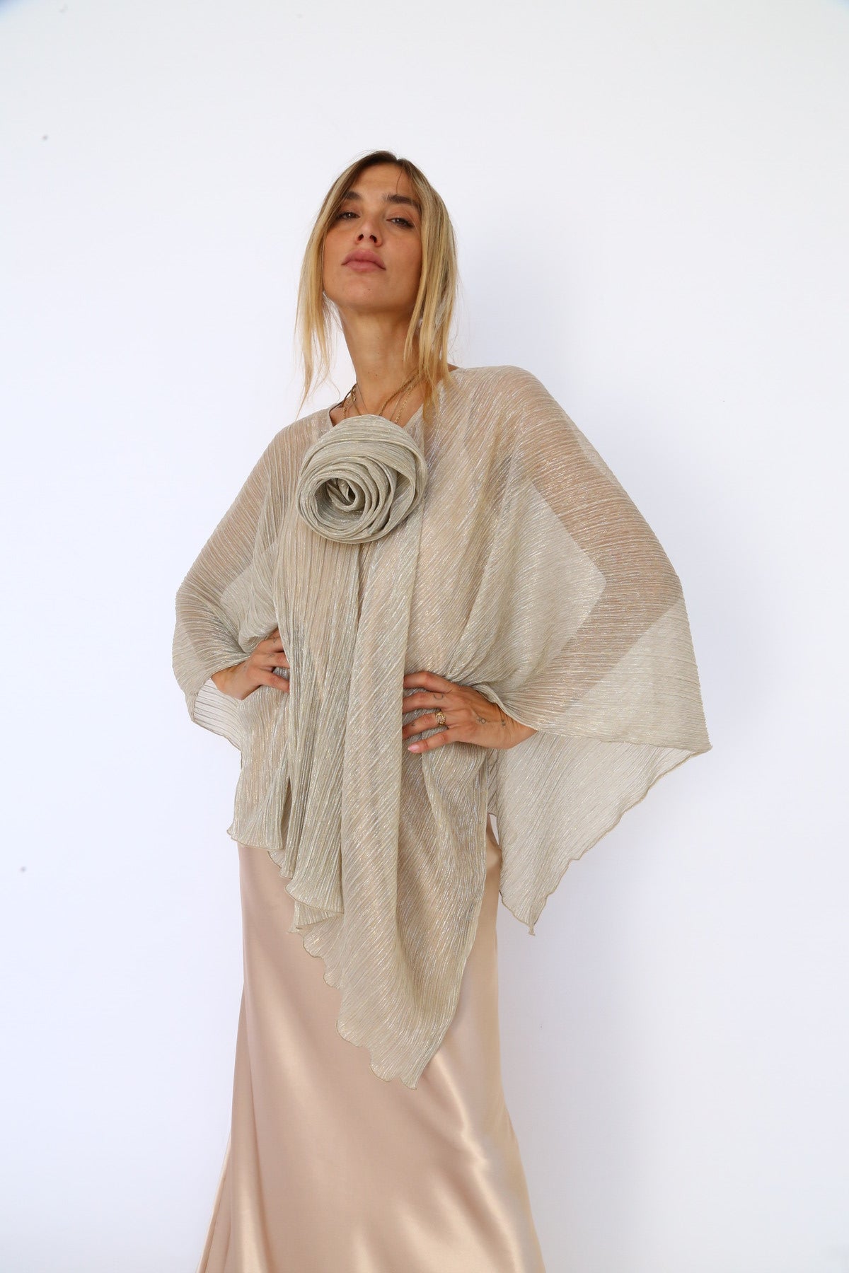Cappa rettangolare lurex oro