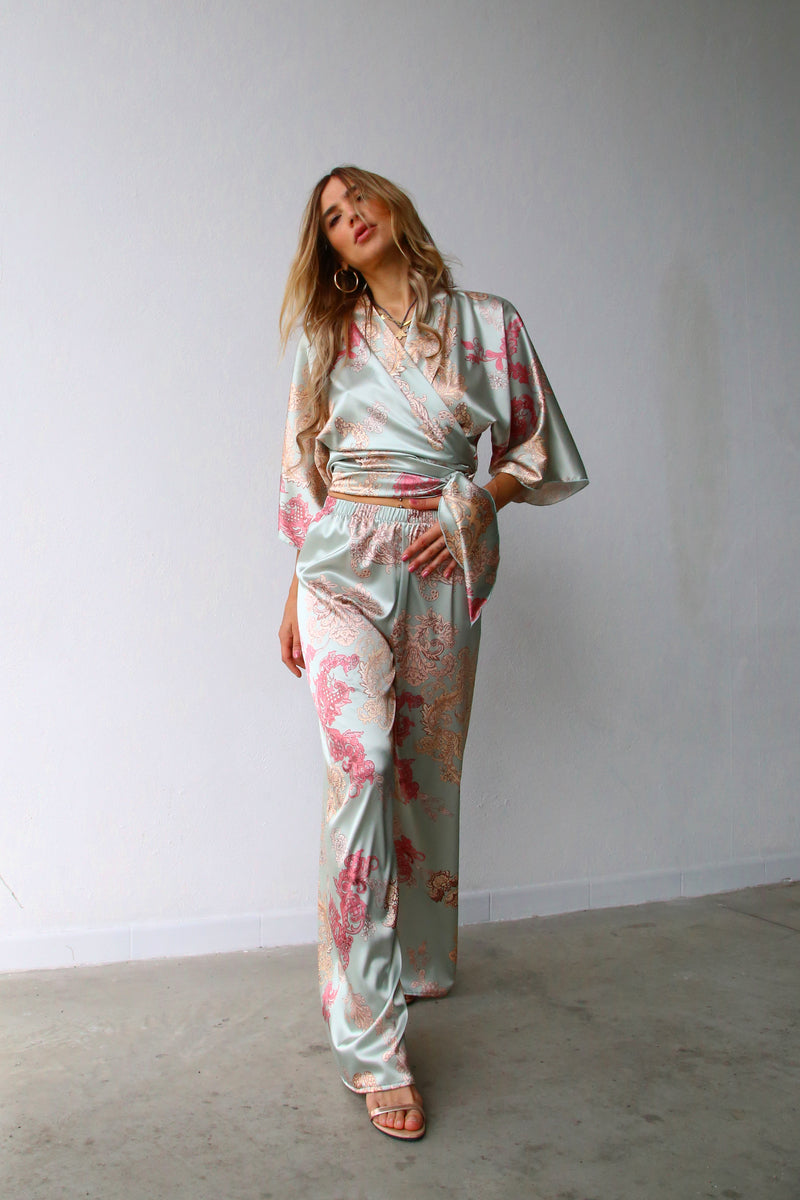 P4019 CAMICIA KIMONO FANTASIA CASHMERE VERDE CON FUSCIACCA